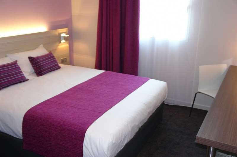 Brit Hotel Vannes-Theix Rom bilde